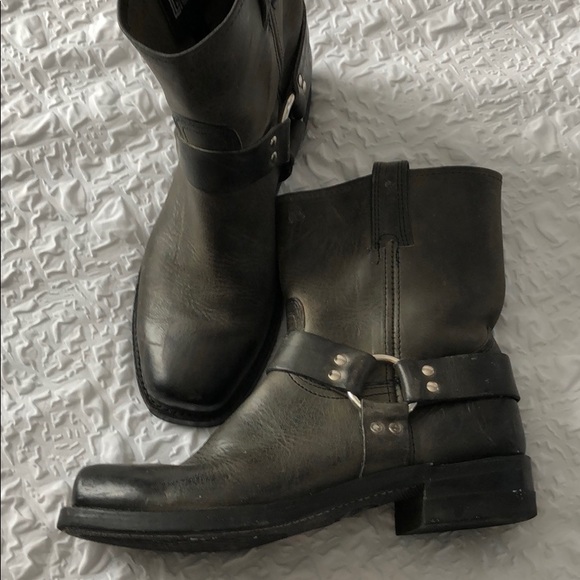mens buckle biker boots